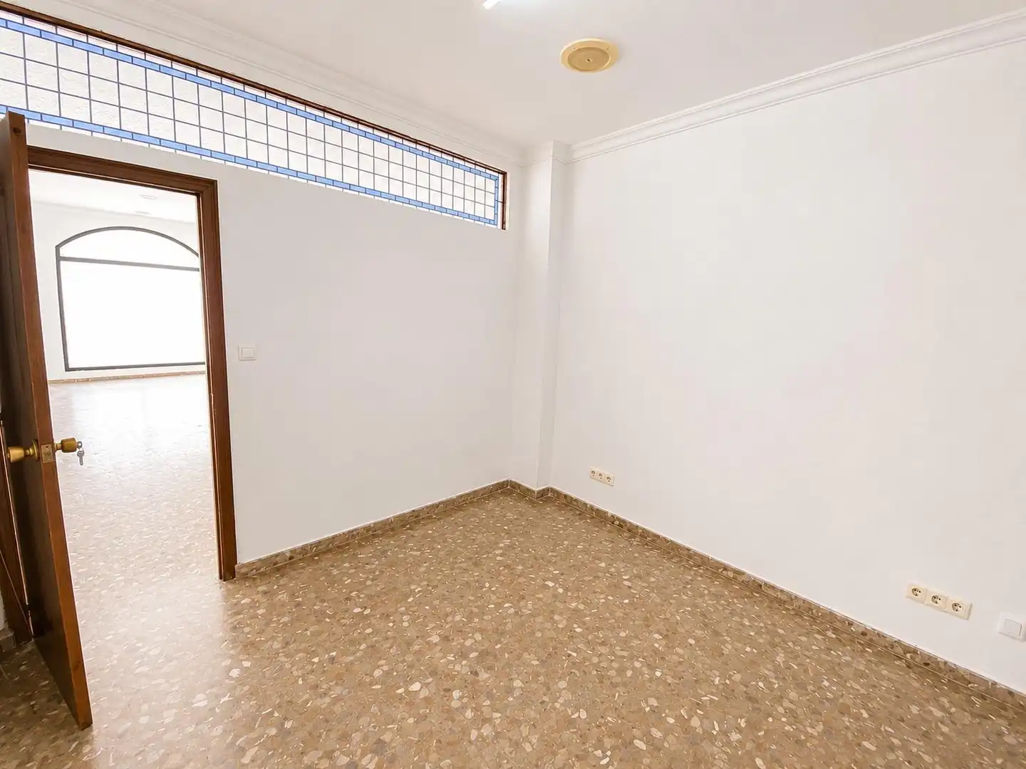 Gewerbefläche zum Verkauf in Calle ESPELETE, imagen 7
