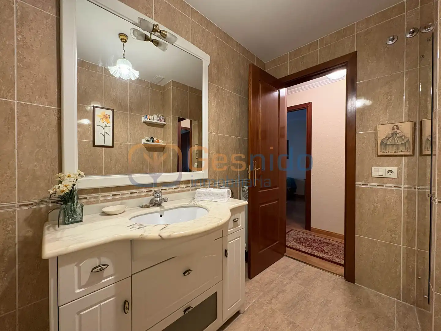 Baño de Piso de alquiler en Segovia con Calefacción