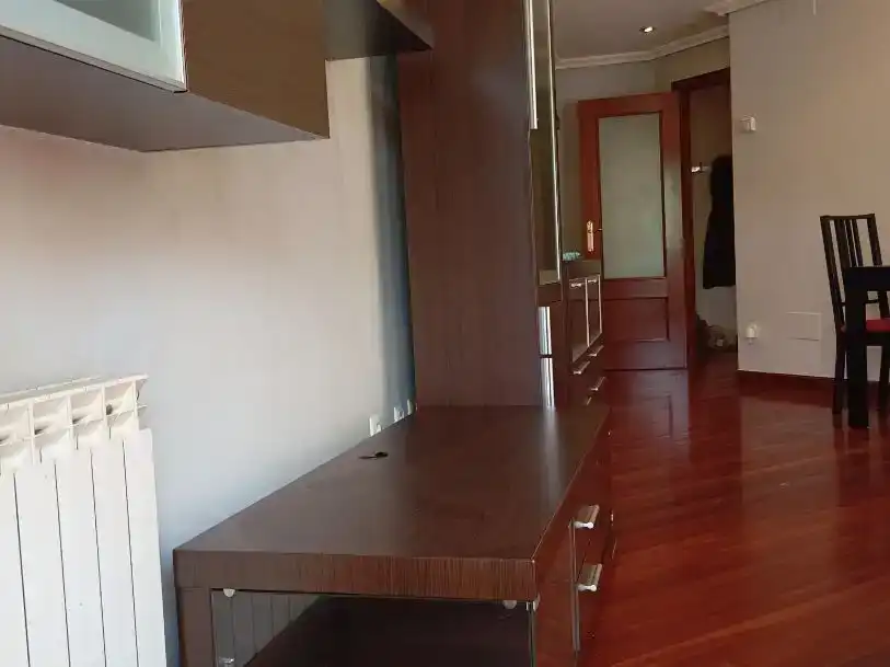 Dormitori de Pis en venda en Ampuero amb Balcó