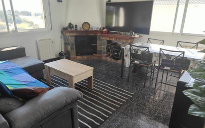 Sala d'estar de Casa o xalet en venda en Riells i Viabrea amb Calefacció i Traster