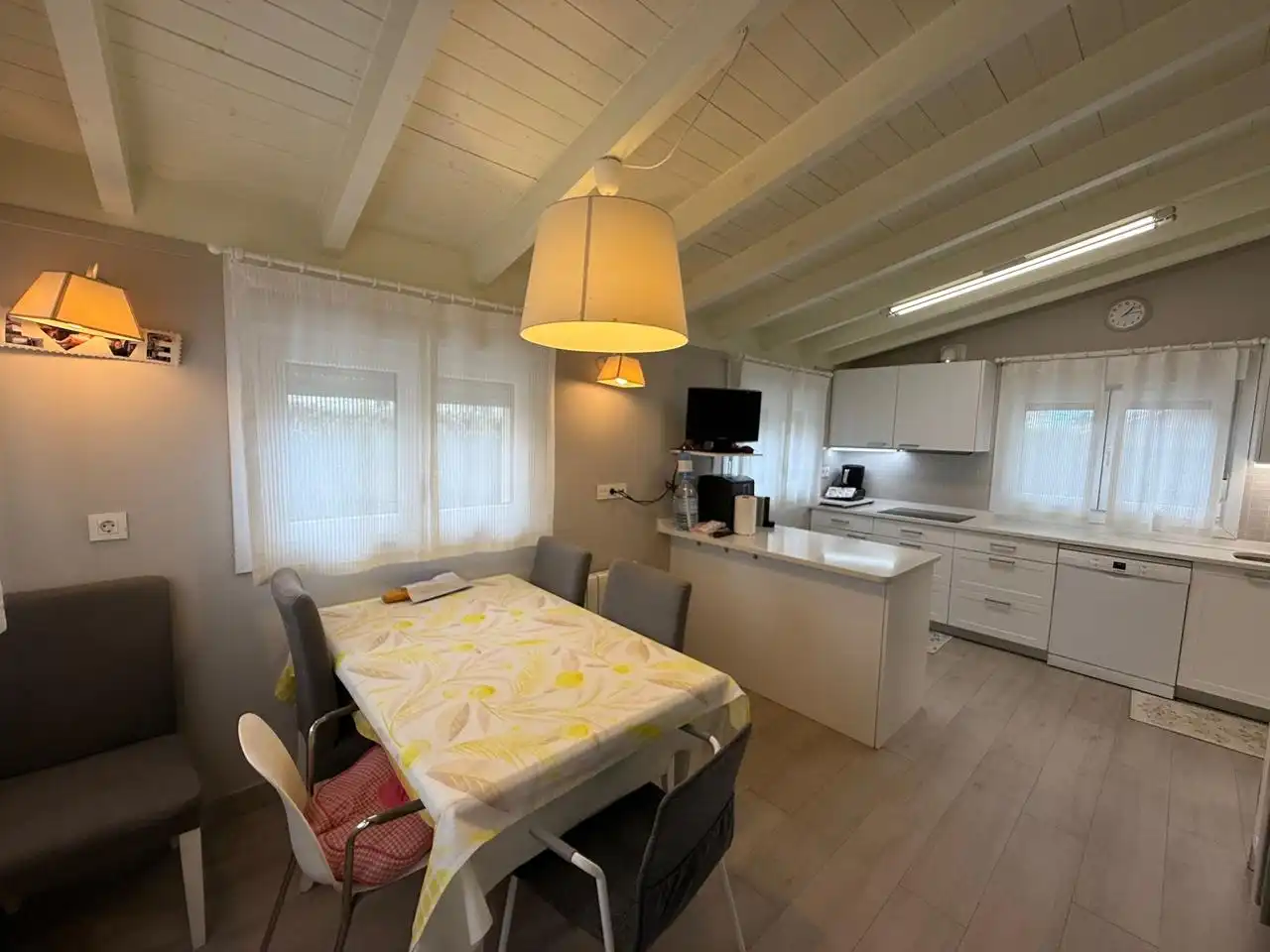Cocina de Casa o chalet en venta en Castro-Urdiales con Calefacción, Jardín privado y Terraza