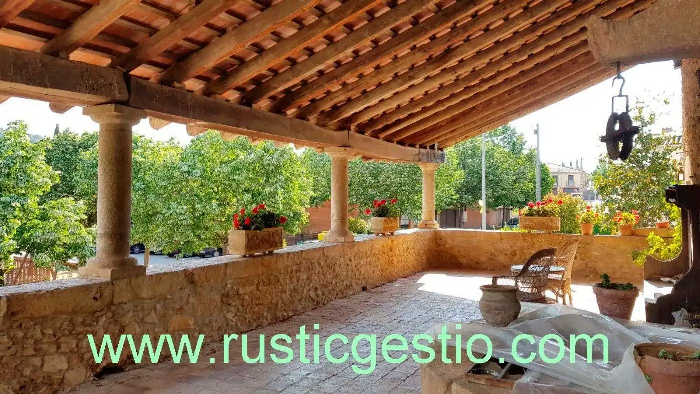Terrace of Country homes for sale in Serinyà