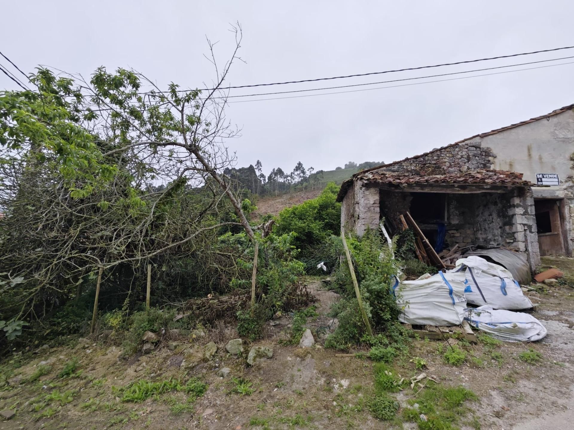House or chalet for sale in Val de San Vicente   with Private garden