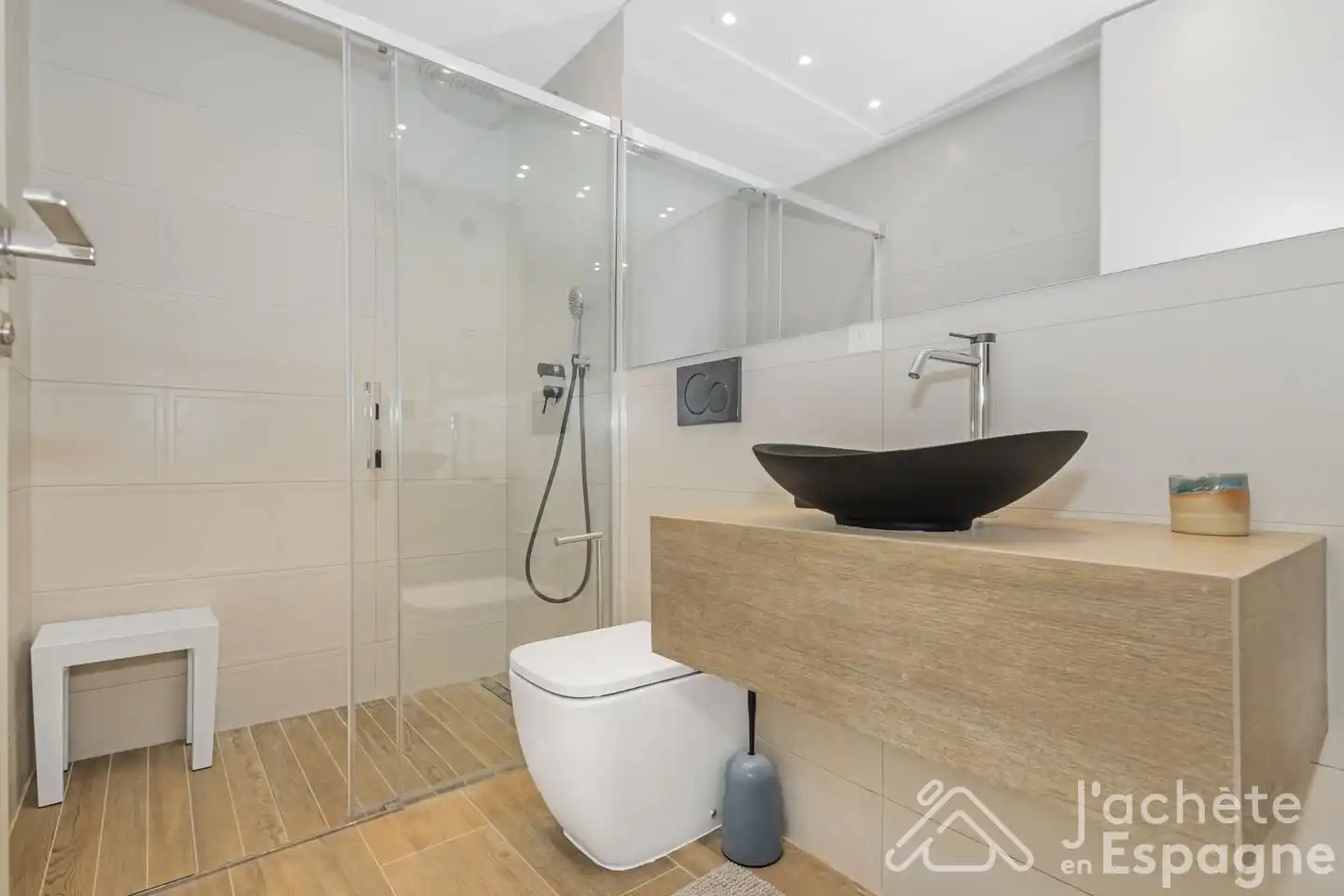 Baño de Piso en venta en Torrevieja con Aire acondicionado y Terraza