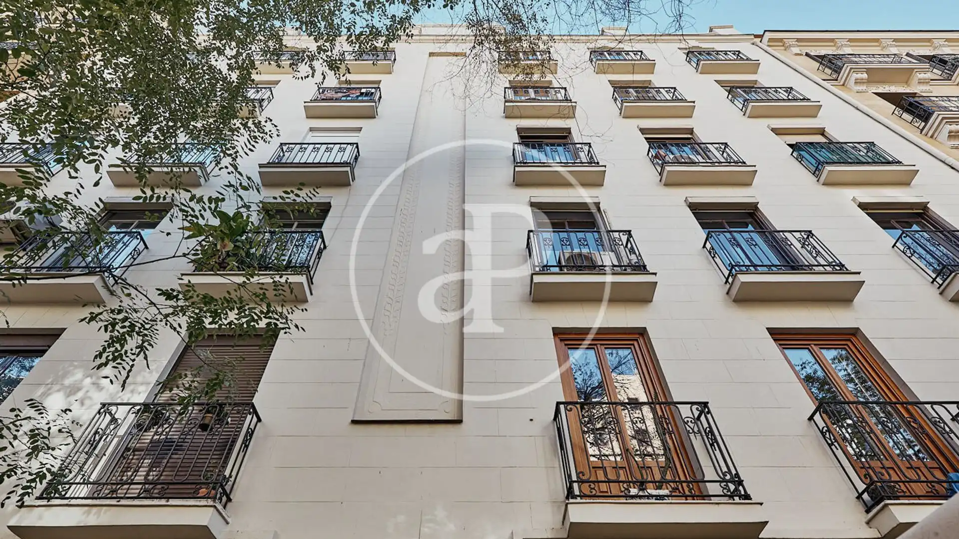 Außenansicht von Wohnung zum Verkauf in  Madrid Capital mit Heizung und Möbliert