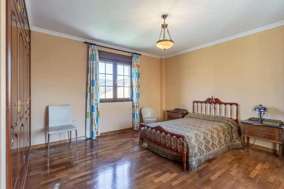 Habitación de Casa o chalet en venta en Cájar con Calefacción, Jardín privado y Terraza