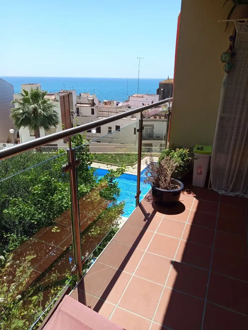 Schwimmbecken von Wohnungen zur untervermieten in Sant Pol de Mar mit Klimaanlage, Terrasse und Möbliert