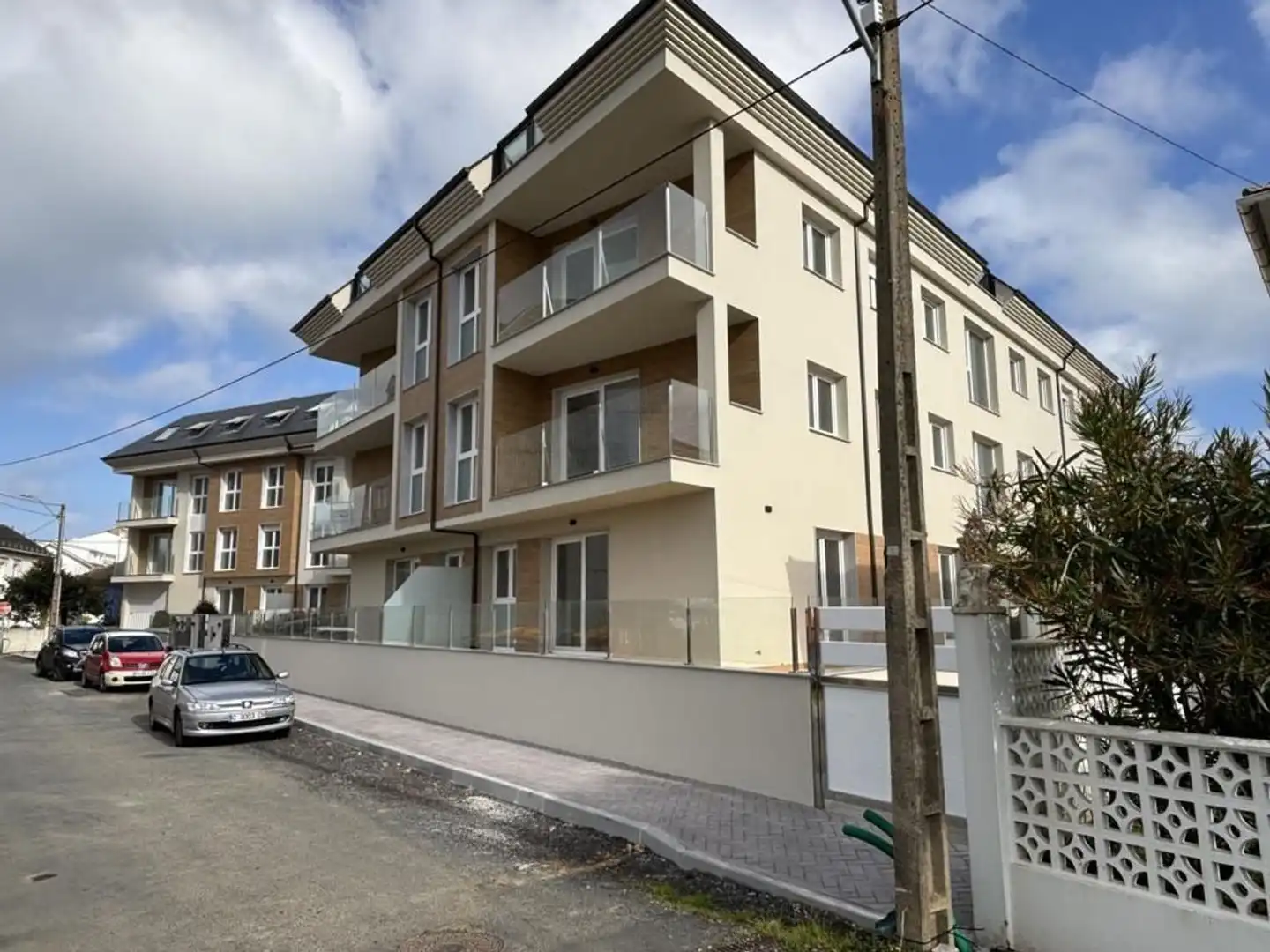 Vista exterior de Piso en venta en Ortigueira con Calefacción, Jardín privado y Terraza
