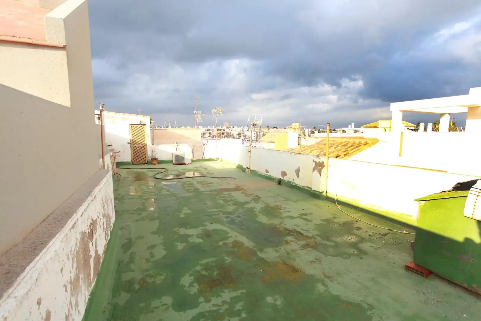 Vista exterior de Casa o chalet en venta en Cartagena con Aire acondicionado, Terraza y Balcón