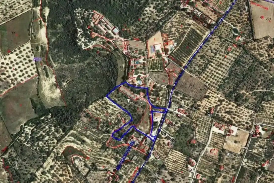 Residential land for sale in Masdenverge