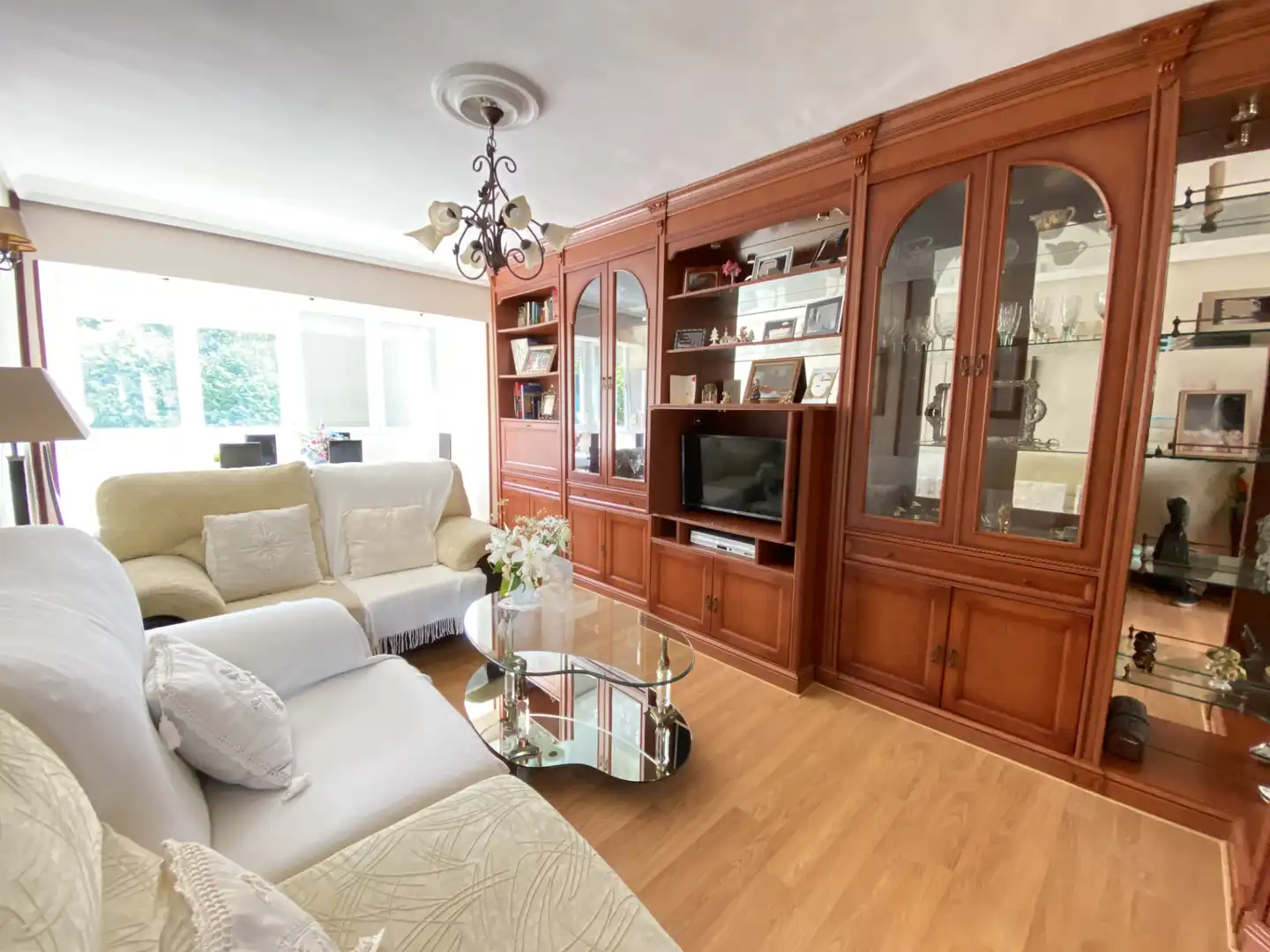 Sala de estar de Piso en venta en Gernika-Lumo con Calefacción, Terraza y Amueblado