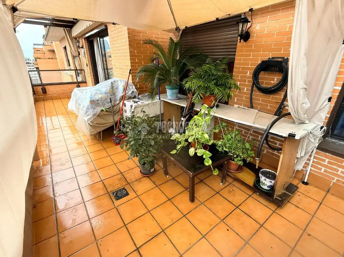 Terraza de Piso en venta en Madrid con Calefacción