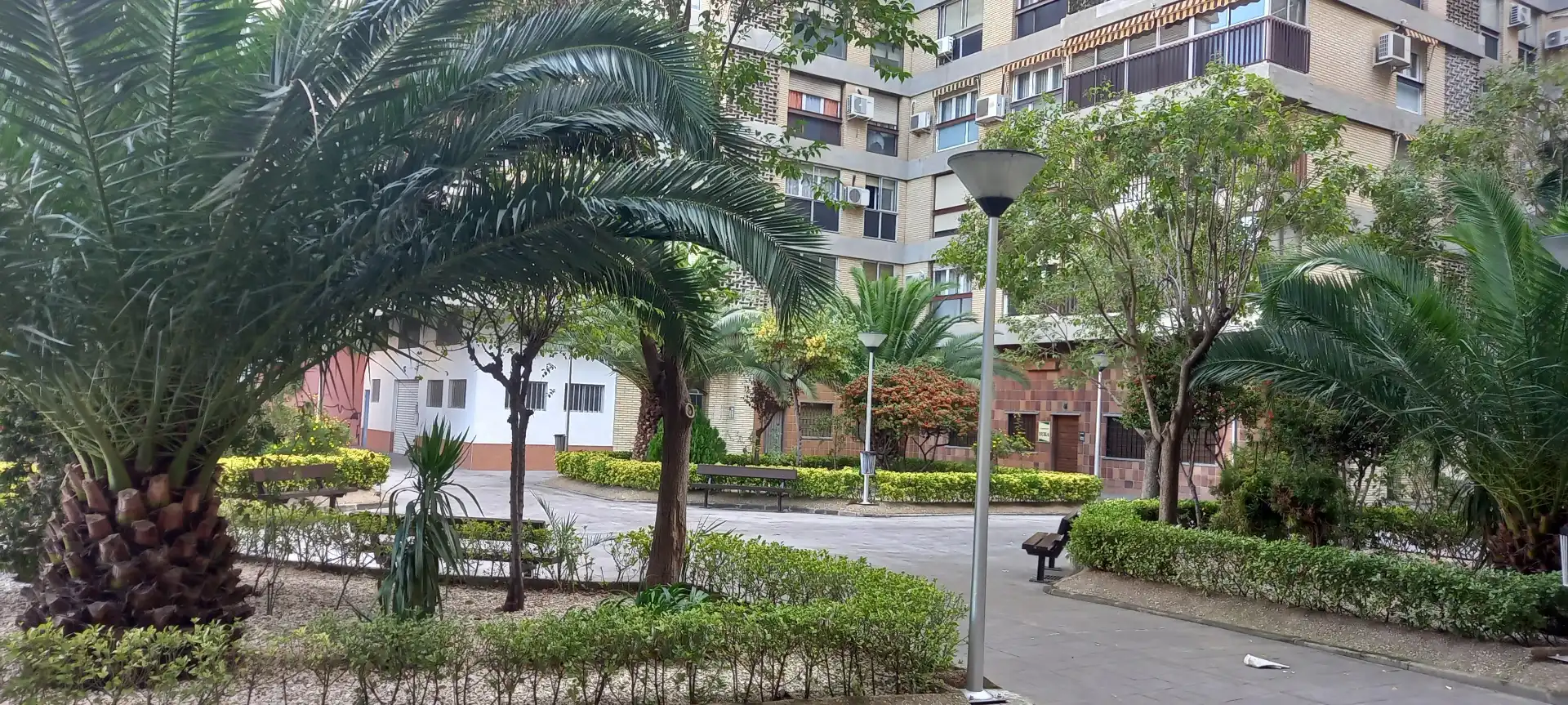Vista exterior de Garaje de alquiler en Zaragoza