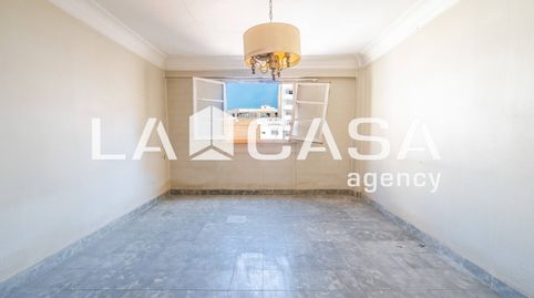 Foto 2 de Piso en venta en Calle Cavanilles, Jaume Roig, Valencia Capital