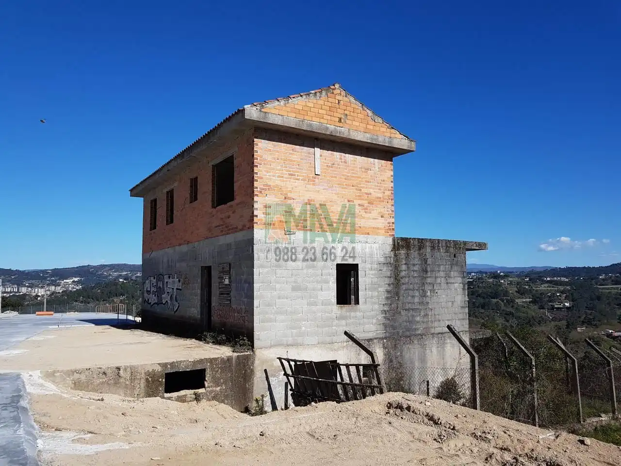 Casa con jardín en venta en Barbadás, imagen 3
