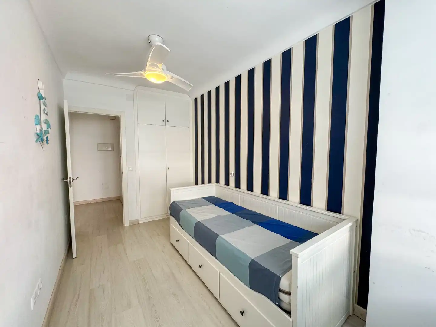 Habitación de Piso en venta en Torrevieja con Aire acondicionado, Terraza y Trastero