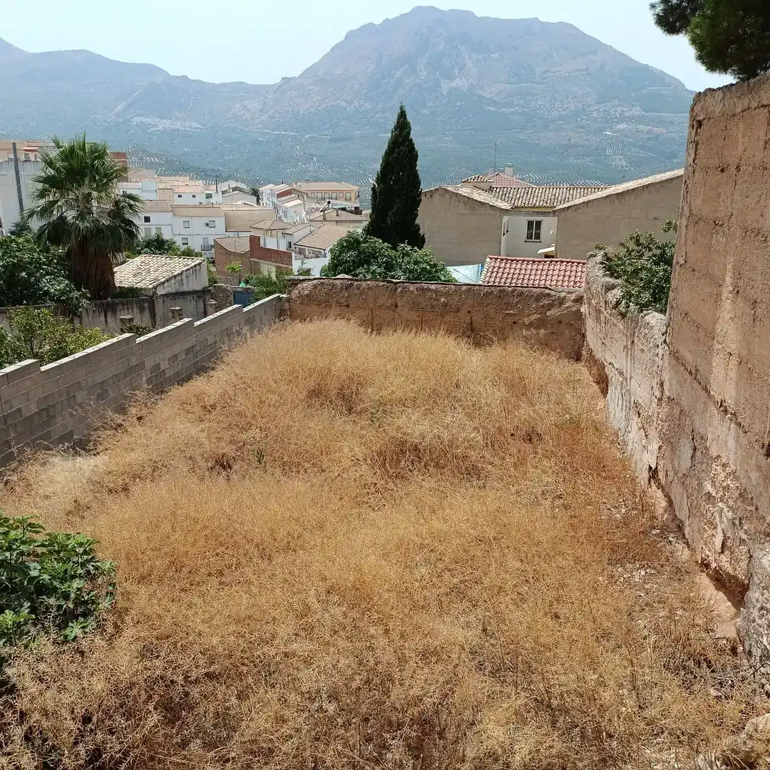 Casa o xalet en venda en Bedmar y Garcíez amb Balcó