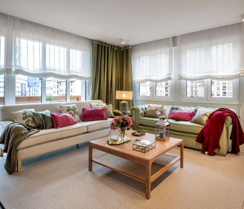 Living room of Flat for sale in Bilbao   with Heating