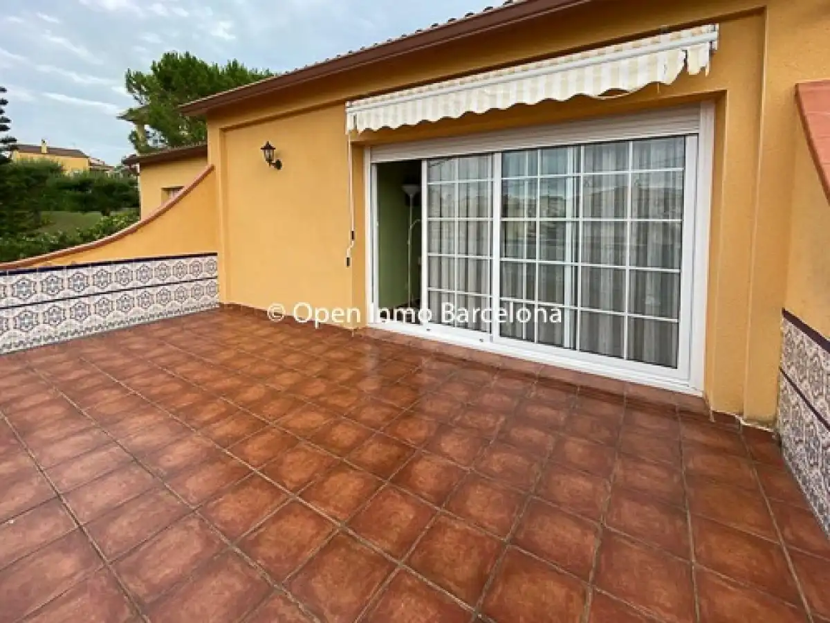 Houses for sale in Avenida MONTSENY, Mas d'En Serra - Els Cards