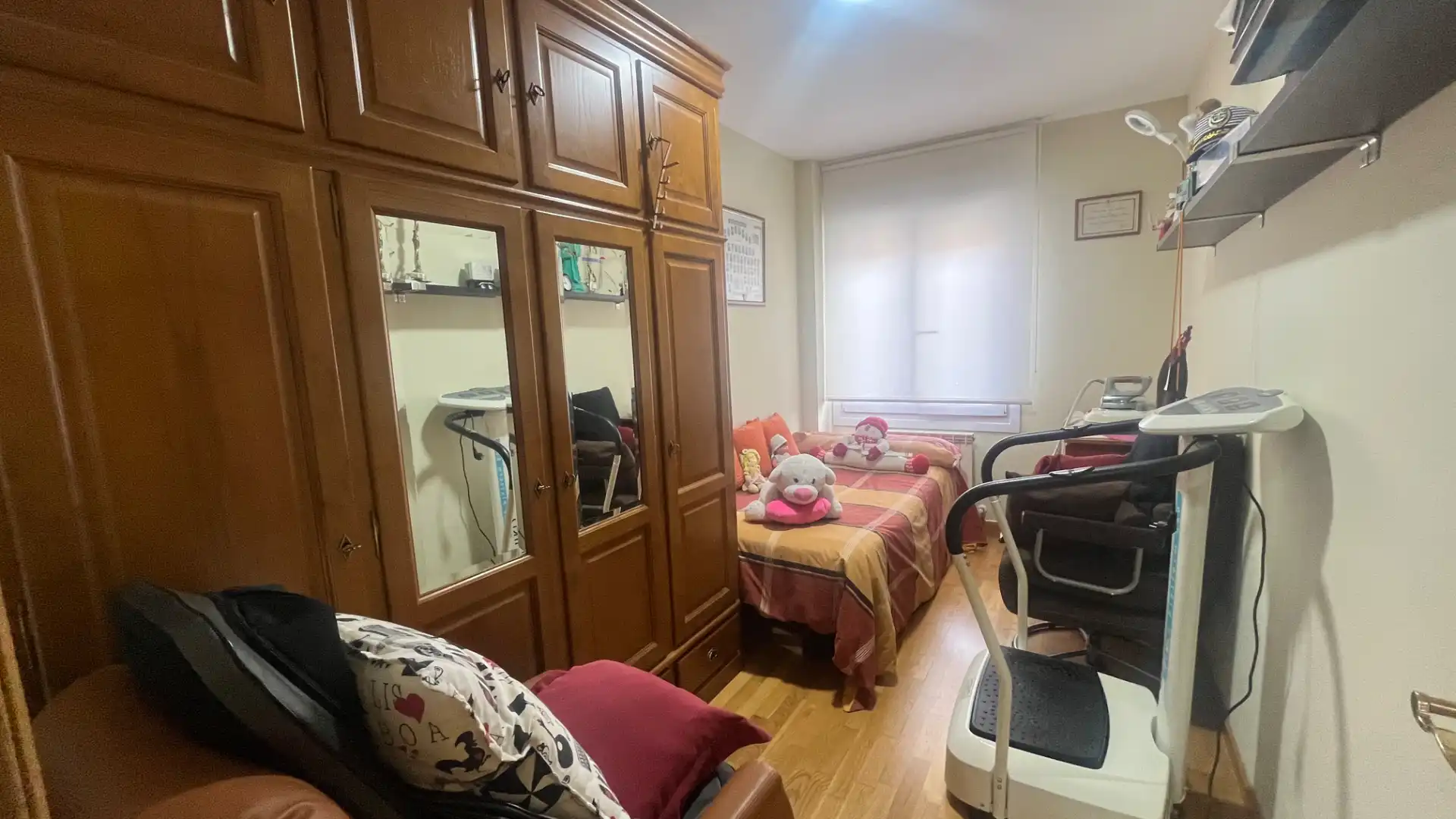 Schlafzimmer von Einfamilien-Reihenhaus zum Verkauf in Mojados mit Heizung und Parkett