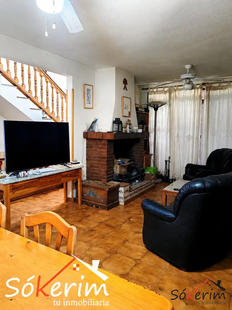 Sala de estar de Casa o chalet en venta en Robledo de Chavela con Aire acondicionado, Calefacción y Jardín privado