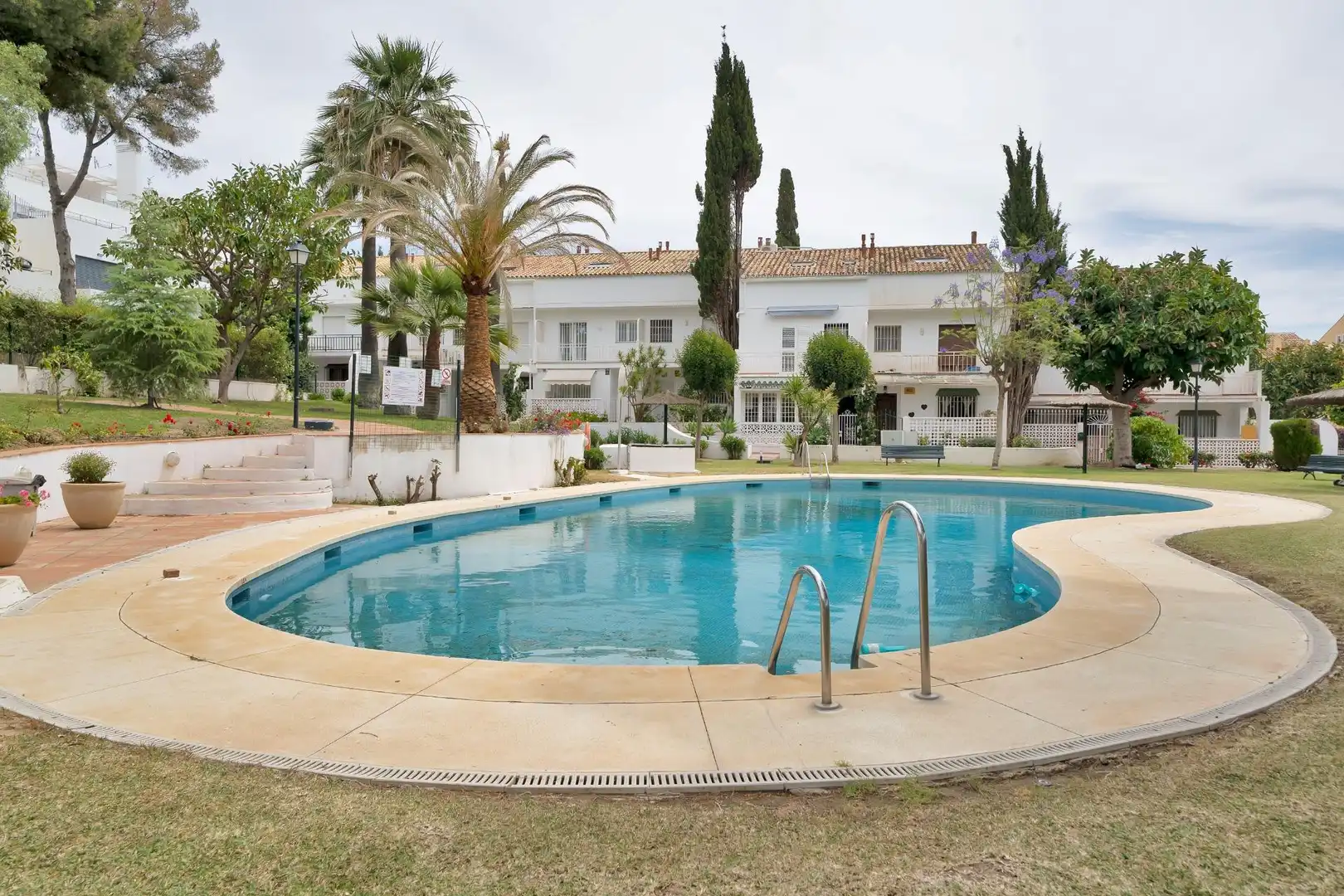 Jardín de Casa adosada en venta en Marbella con Aire acondicionado, Terraza y Trastero