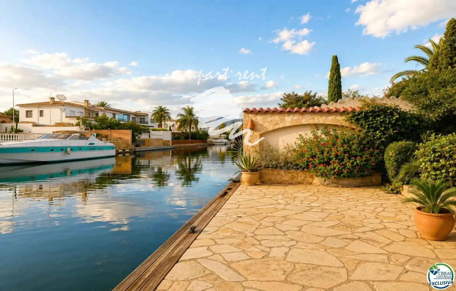 Exterior view of Houses for sale in Empuriabrava  with Air Conditioner, Heating and Terrace