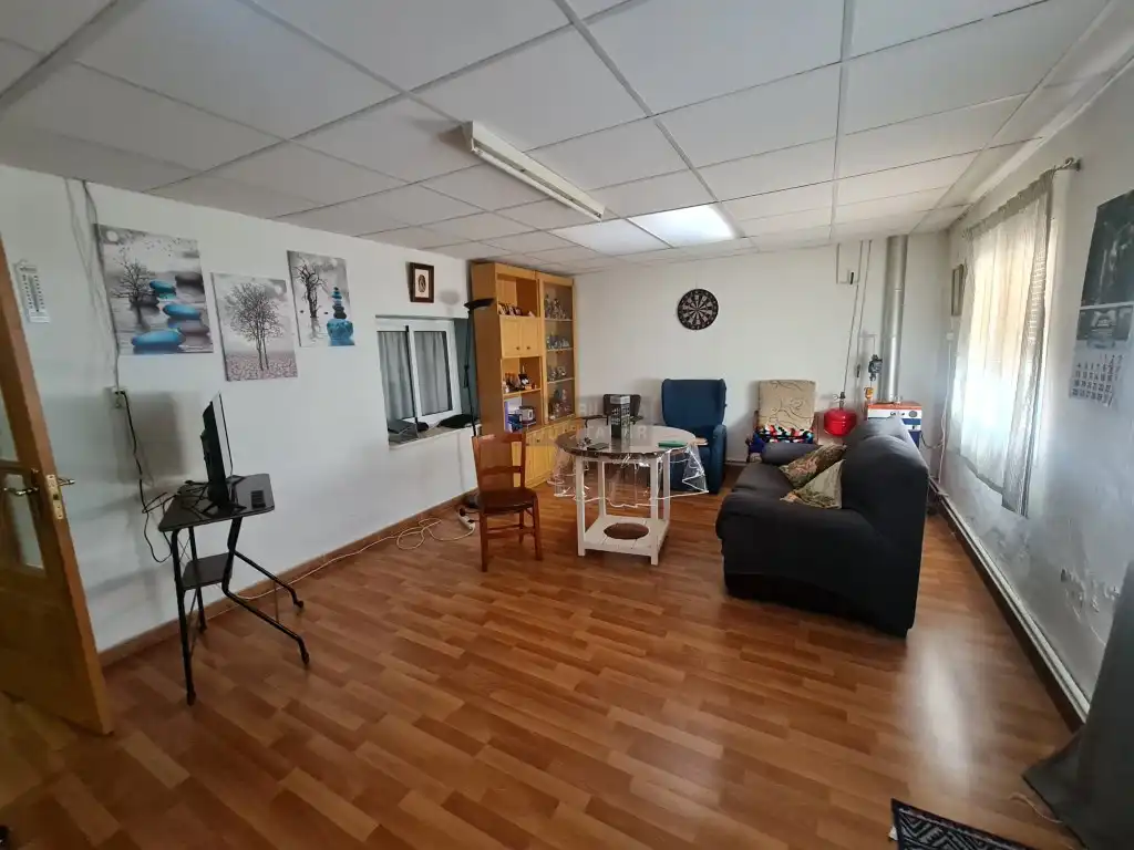 Houses for sale in Quintanar de la Orden
