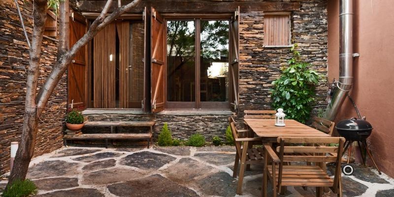 Terrace of Country house for sale in Majaelrayo  with Private garden, Storage room and Furnished