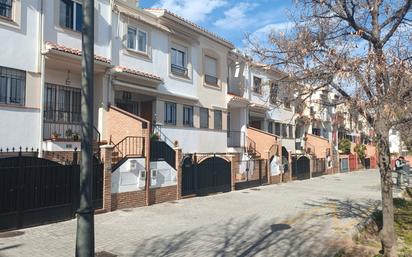 Vista exterior de Casa adosada de lloguer en  Granada Capital amb Aire condicionat i Calefacció