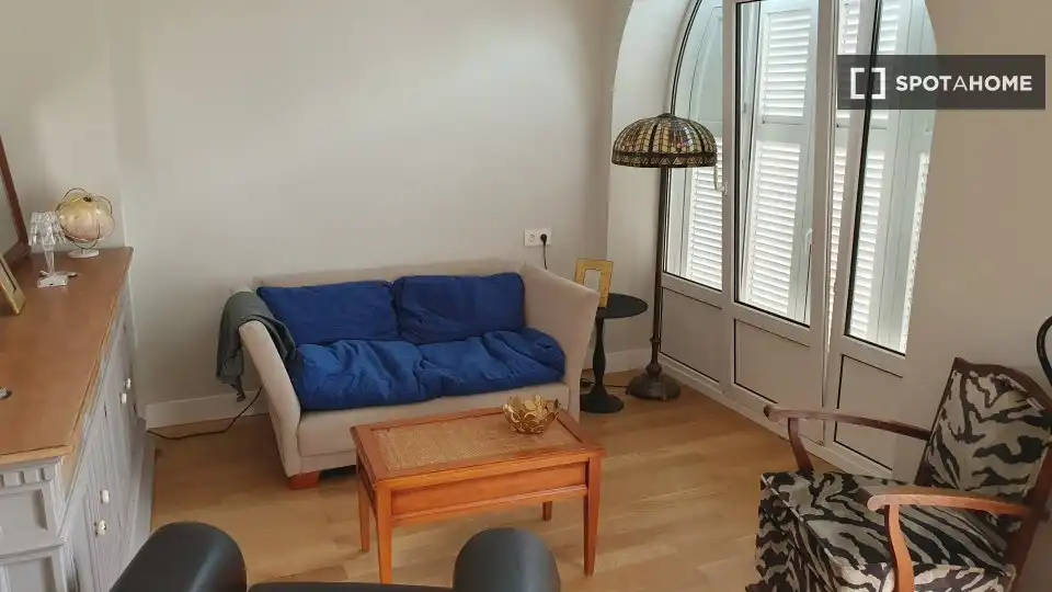 Sala de estar de Piso para compartir en Donostia - San Sebastián  con Aire acondicionado, Calefacción y Amueblado