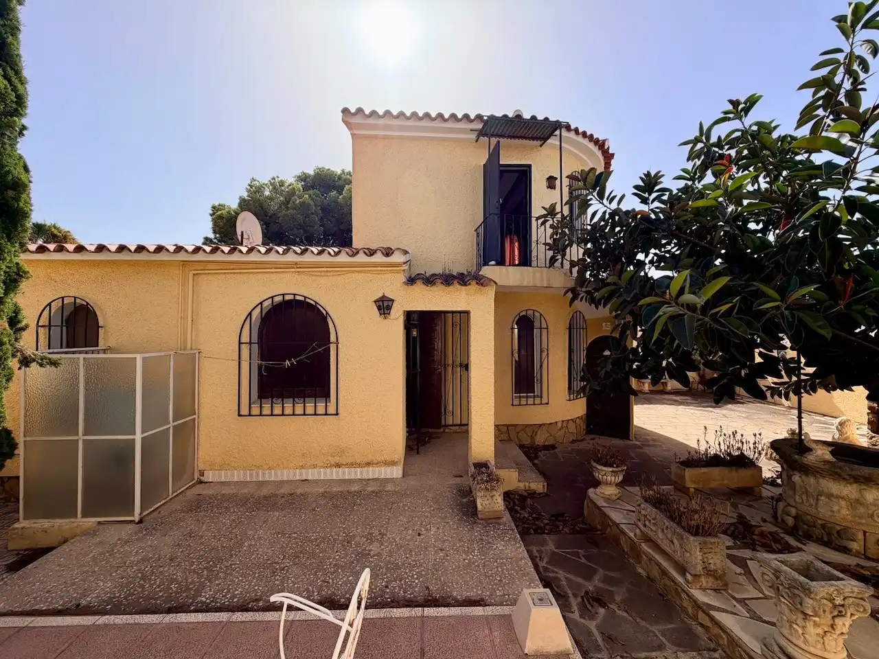 Vista exterior de Casa o chalet en venta en La Nucia con Jardín privado, Terraza y Trastero