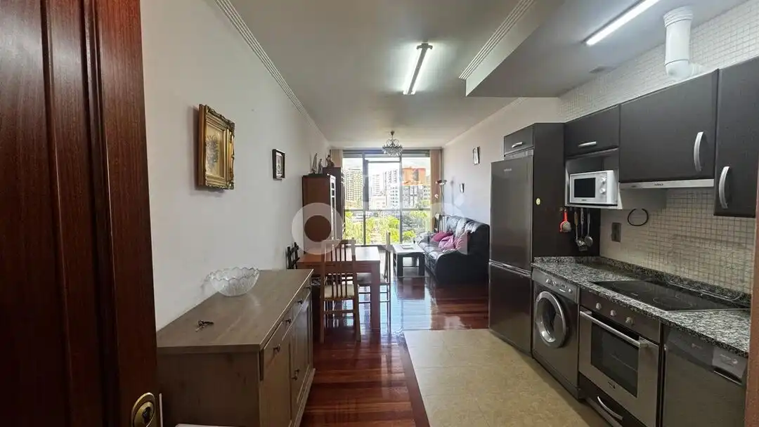 Sala de estar de Piso de alquiler en Santurtzi  con Calefacción