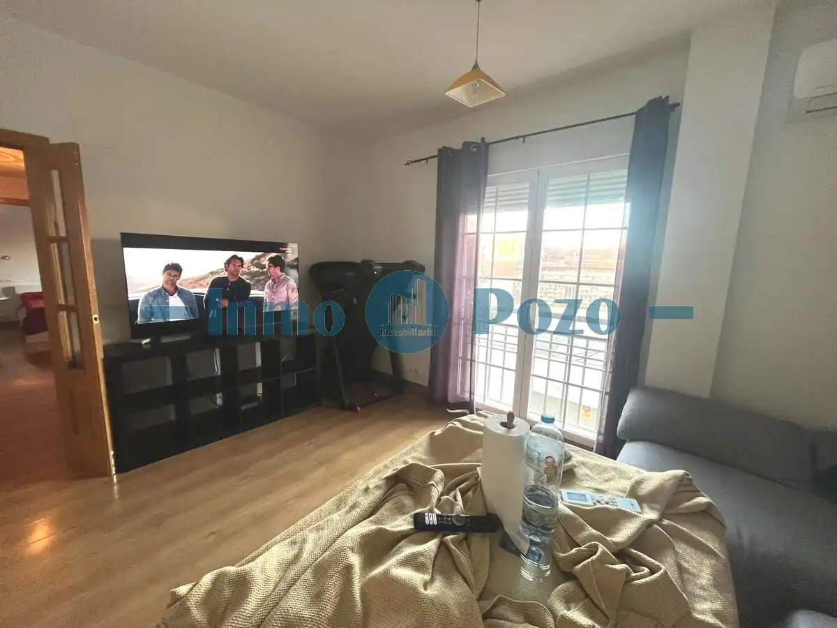 Sala de estar de Piso en venta en Almendralejo con Aire acondicionado, Calefacción y Trastero