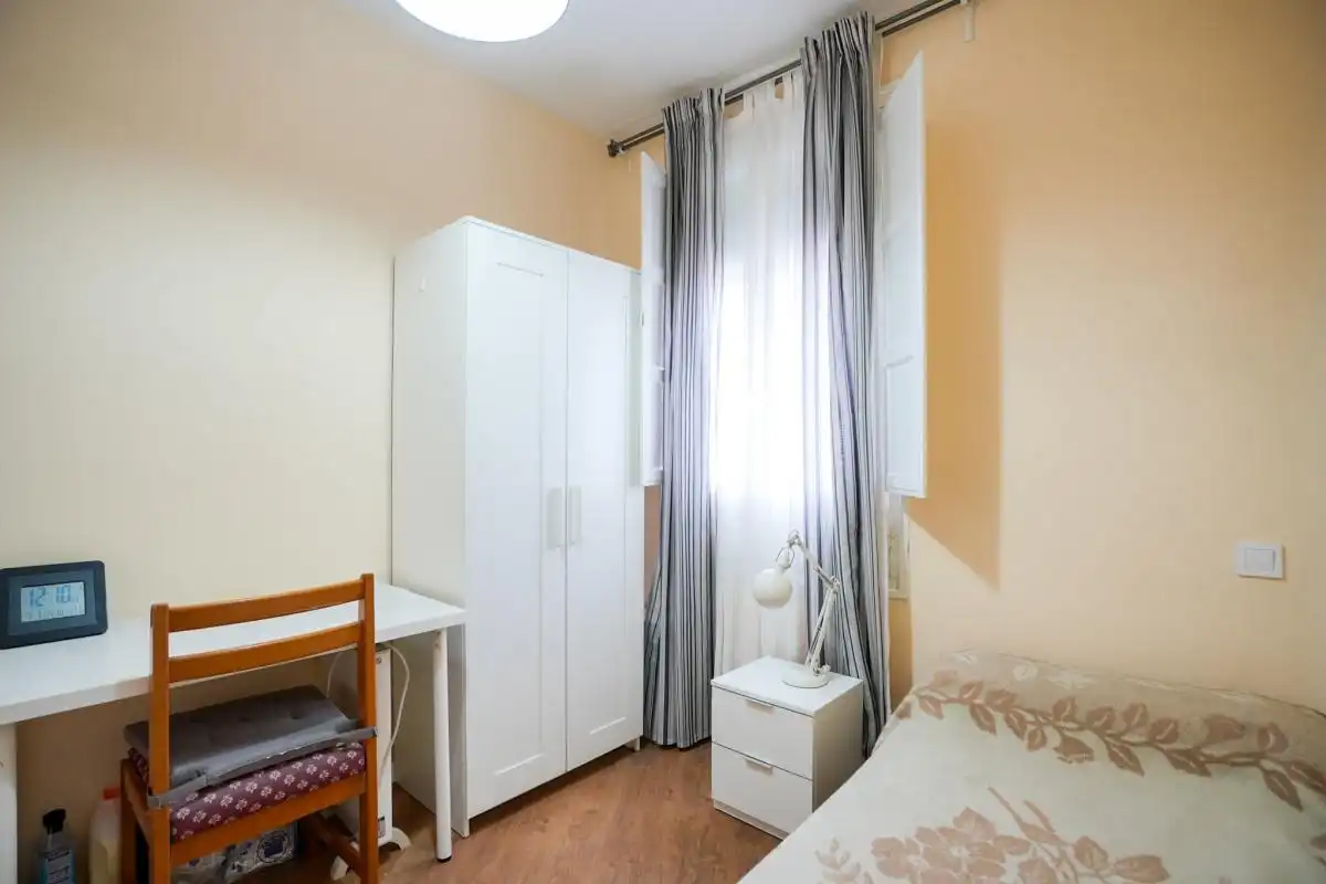 Habitación de Piso en venta en Madrid con Aire acondicionado y Calefacción