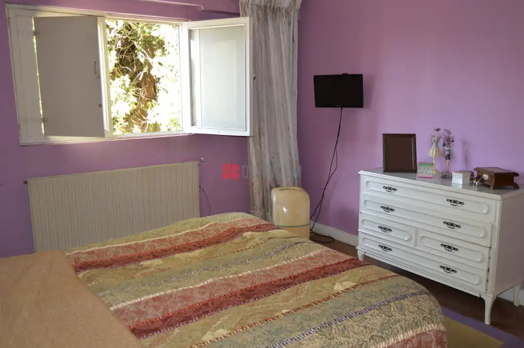 Habitación de Casa adosada en venta en Santiago de Compostela  con Calefacción y Jardín privado