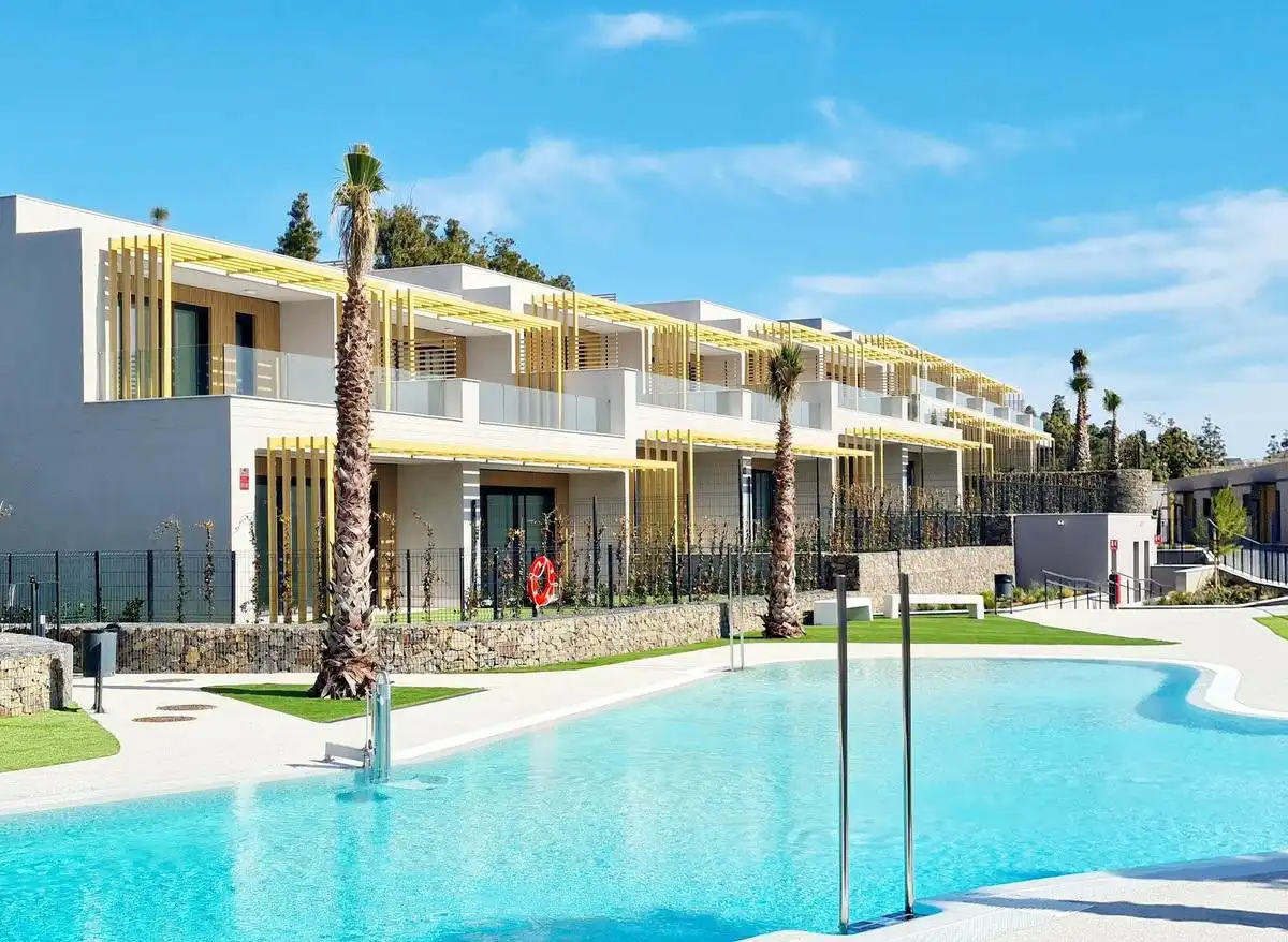 Reihenhaus mit Terrasse zur Miete in El Faro de Calaburra - Chaparral