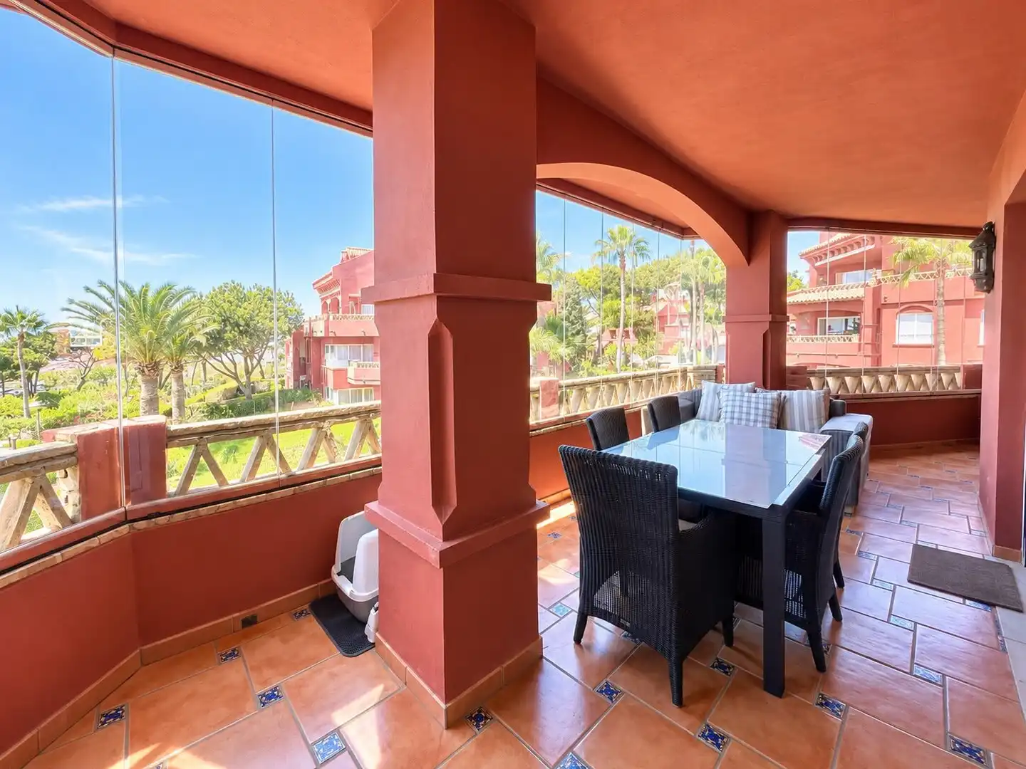 Terraza de Piso en venta en Elviria - Cabopino