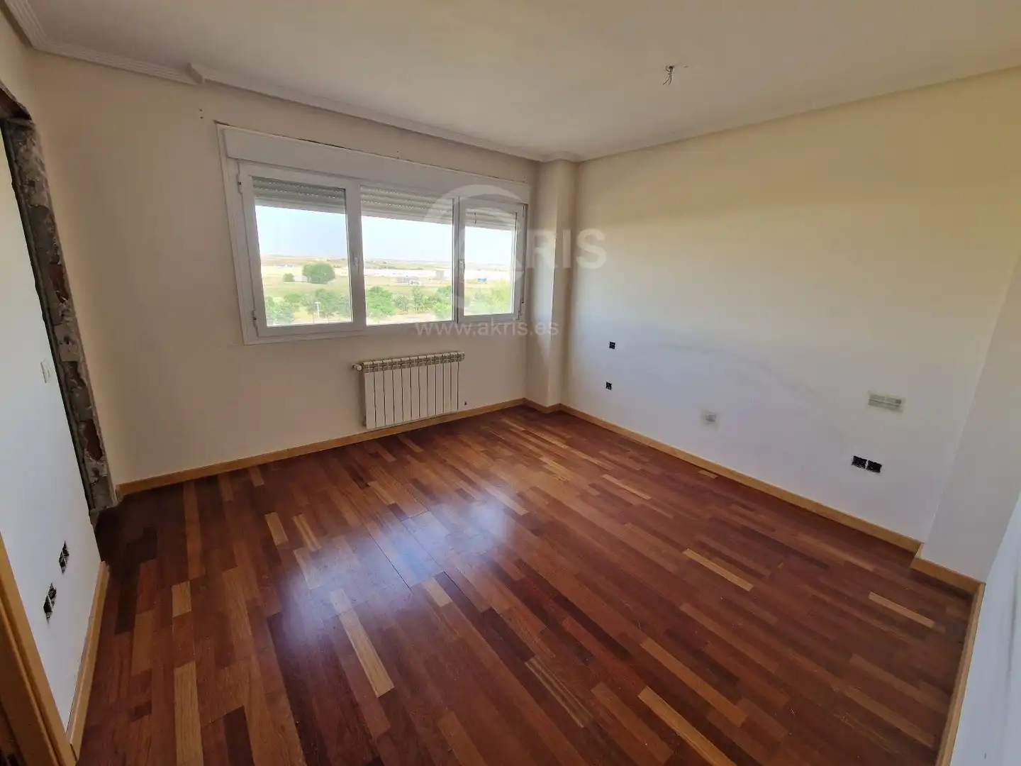 Habitación de Casa adosada en venta en Yuncos con Calefacción y Trastero
