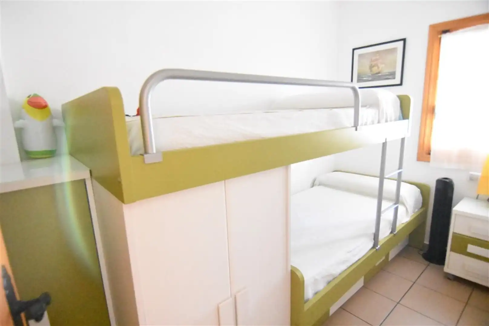 Ático en venta en Calle SIERRA DE LAS MORERAS, Bahia