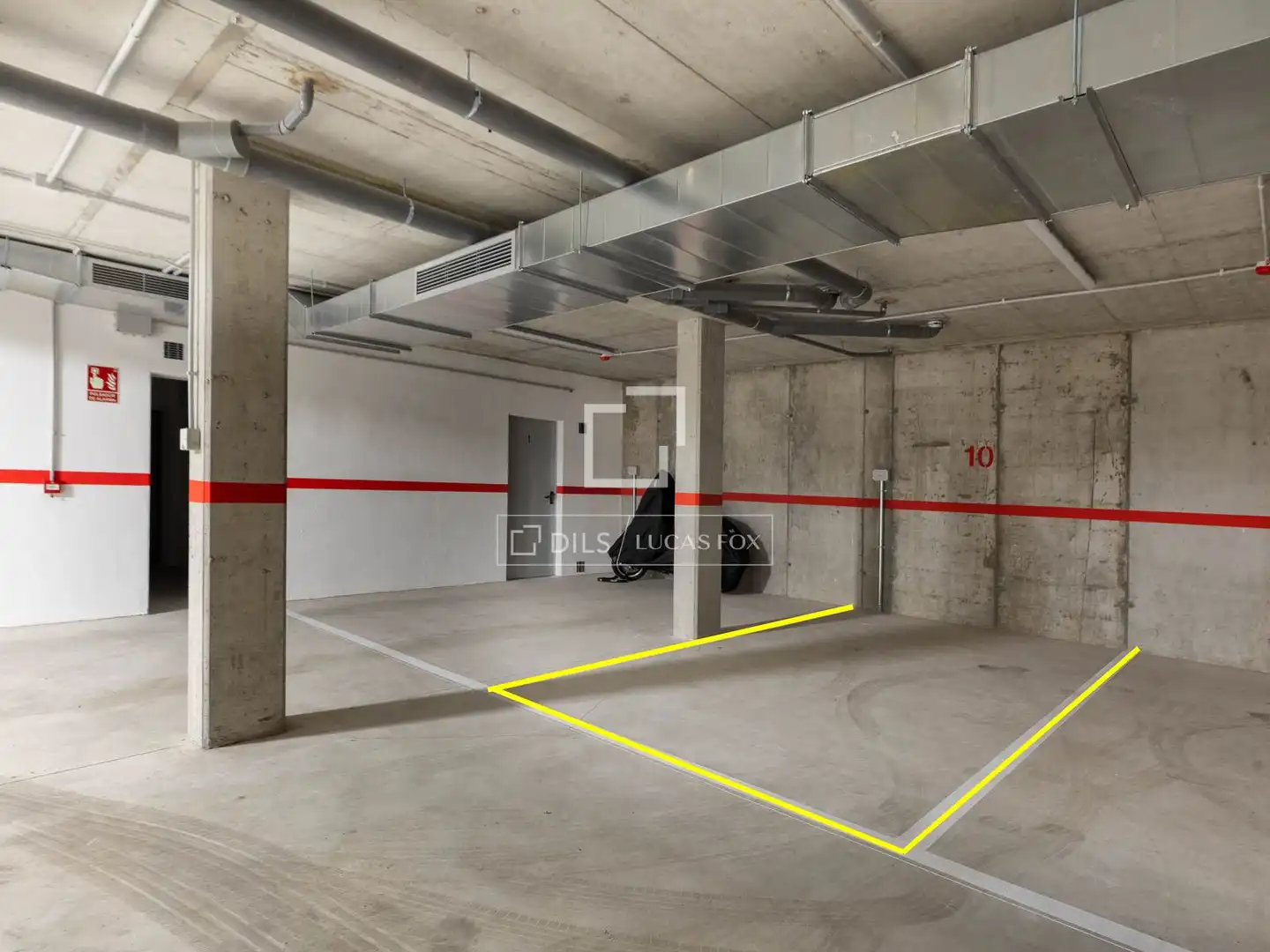 Parking de Piso en venta en Palamós con Aire acondicionado, Calefacción y Jardín privado