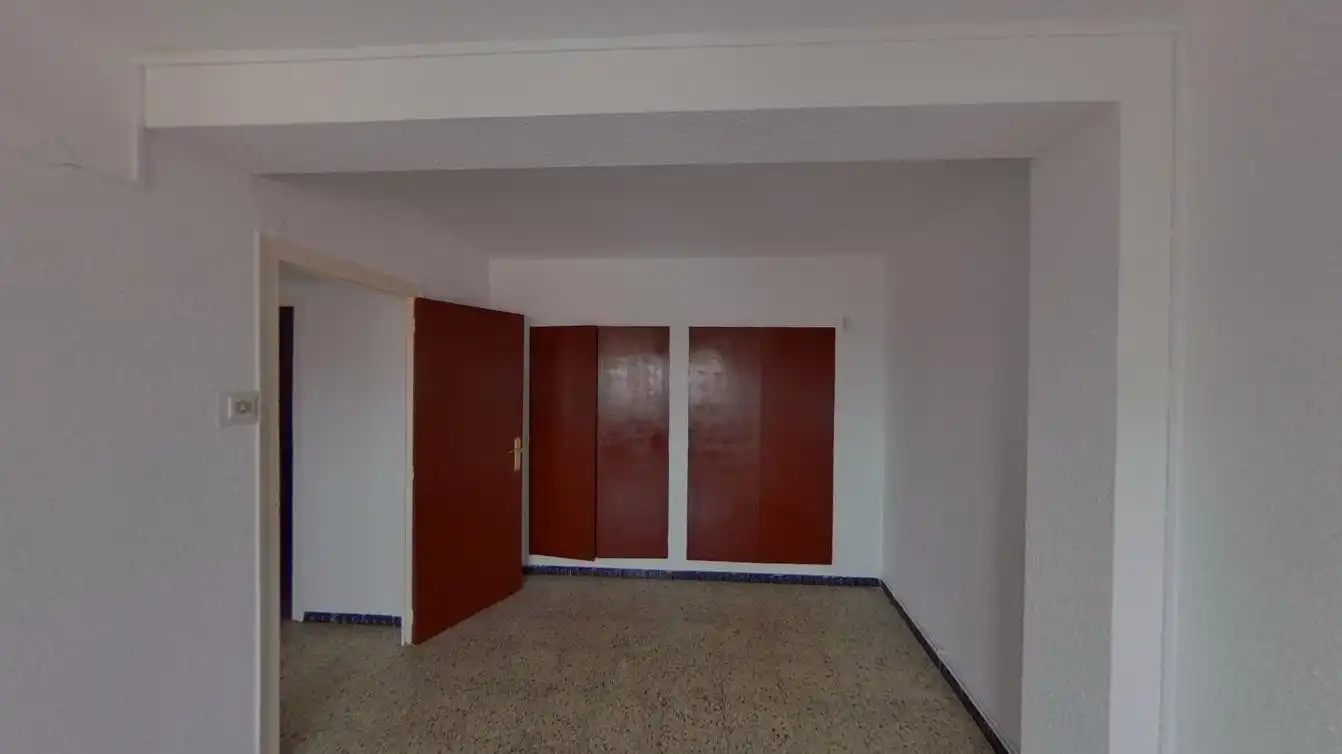 Flat for sale in Zaragoza  with Heating