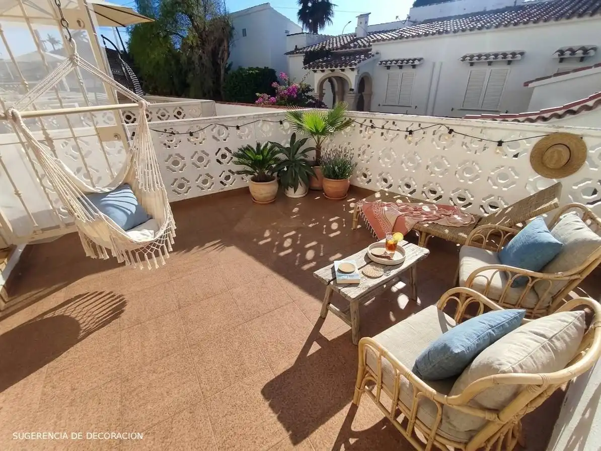 Reihenhaus mit Garten zum Verkauf in Partida Platja Almadrava carrer 12 número 10