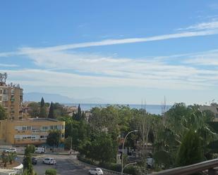 Vista exterior de Àtic de lloguer en Torremolinos amb Aire condicionat i Terrassa