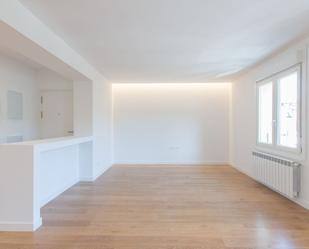 Living room of Flat to rent in  Pamplona / Iruña  with Heating