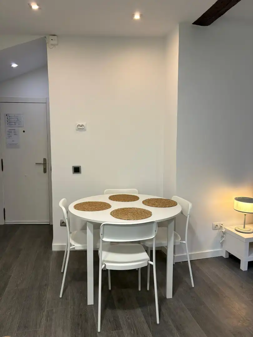 Comedor de Piso de alquiler en Santander con Calefacción, Parquet y Amueblado