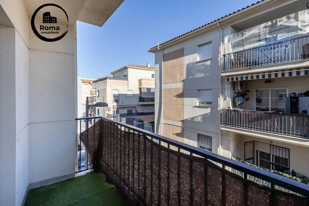 Terraza de Piso en venta en Las Gabias con Aire acondicionado, Balcón y Piscina comunitaria
