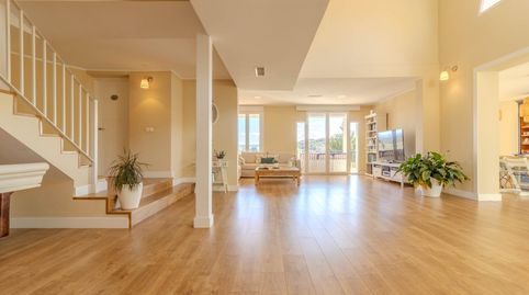 EXCLUSIVO CHALET DE LUJO EN CABANILLAS, JUNTO AL GOLF CON PISCINA UNA PARCELA DE 1450M2!!, imatge 4