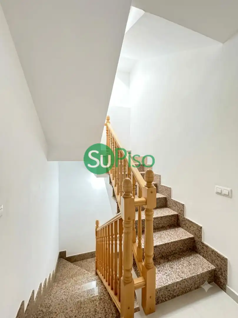 Chalet con jardín en venta en Avenida Rufino Rubio 14, imagen 13