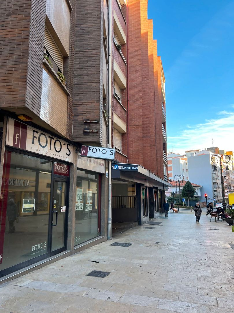 Local de alquiler en Calle las Artes